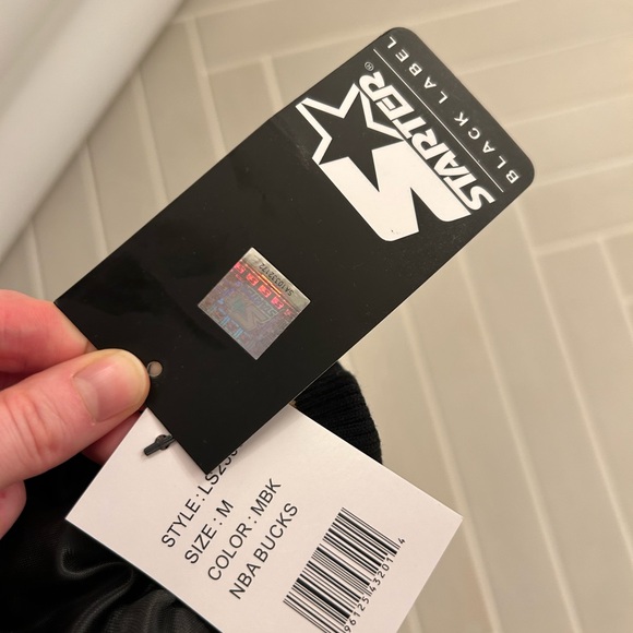 NWT Milwau Bucks Starter Jacket - Medium - Picture 3 of 3